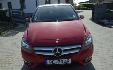Mercedes Klasa B W246 Sports Tourer 180 CDI BlueEFFICIENCY Edition 109KM 2014 Mercedes-Benz Klasa B 1.5D Navi Kamera Oryginal lakier Sprowadzony Oplacony, zdjęcie 6