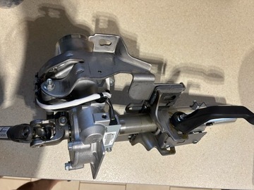 RENAULT OE 48810 8391R SLOUPEC VOLANT SERVO