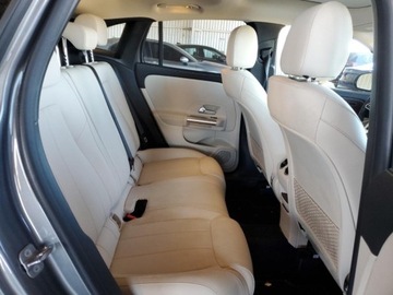 Mercedes GLA II 2023 Mercedes-Benz GLA 2023r., 4x4, 2.0L 2.0 Benzyna 221KM, zdjęcie 9