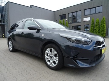 Kia Ceed III Kombi Facelifting 1.0 T-GDI 120KM 2022 Kia Cee'd 1.0 T-GDI 120KM wersja M, Salon PL,, zdjęcie 3