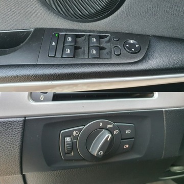 BMW Seria 3 E90-91-92-93 Limuzyna E90 320i 150KM 2005 BMW 320 2.0i 150KM # Climatronic # Parktronic # El, zdjęcie 12