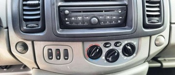 Opel Vivaro A Combi L1 2.0 CDTI 115KM 2013 Opel Vivaro Opel Vivaro I Opel Vivaro 2.0 CDTi 115 Km L2H1 9 osob 2.0, zdjęcie 11