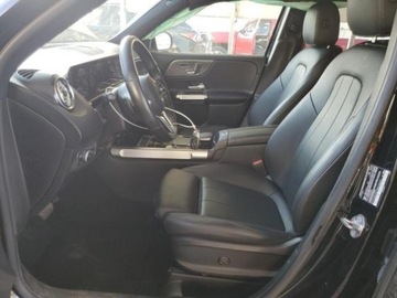 Mercedes GLB 2022 Mercedes-Benz GLB 2022r., 4MATIC, od ubezpieczalni 2.0 Benzyna 221KM, zdjęcie 6