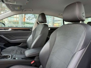 Volkswagen Arteon Fastback Facelifting 2.0 TSI 190KM 2022 Volkswagen Arteon 2.0TSI 190KM ELEGANCE DSG Kamera ACC NiskiPrzebieg ASO S, zdjęcie 11