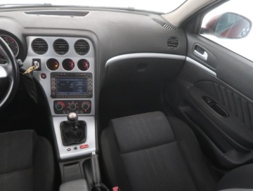 Alfa Romeo 159 2006 Alfa Romeo 159 1.9 JTD, Klima,ALU, El. szyby, zdjęcie 7