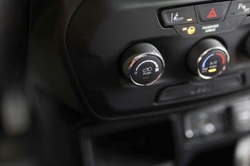 Jeep Renegade SUV Facelifting 1.0 GSE T3 Turbo 120KM 2018 Jeep Renegade 1.0 GSE T3 Turbo Longitude FWD SS Benzyna 120KM, zdjęcie 18