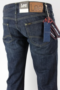 LEE CHASE RELAXED TAPERED SPODNIE JEANSY W30 L32