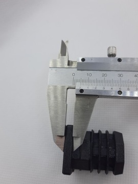 10 SZT WKŁADKA ZAŚLEPKA Z GWINTEM M6 PROFIL 30x30