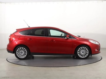 Ford Focus III Hatchback 5d 1.6 EcoBoost 150KM 2014 Ford Focus 1.6 EcoBoost, Salon Polska, Xenon, zdjęcie 5