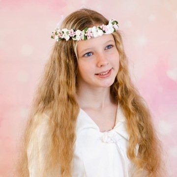 Причастие венки из пенопластовых цветов розового белого