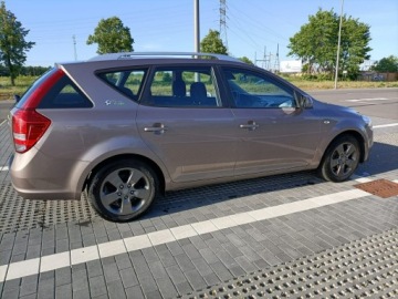 Kia Carens III 2010 Kia Cee'd 2010/zarejestrowany/klima, zdjęcie 4
