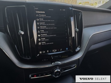Volvo XC60 II Crossover Plug-In Facelifting 2.0 T8 455KM 2023 Volvo XC 60 T8 Plug-In 310 + 145 KM AWD Ultimate D, zdjęcie 12