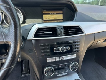 Mercedes Klasa C W204 Limuzyna 1.8 180 CGI BlueEFFICIENCY 156KM 2012 Mercedes C 180 8xAlu Grzany fotel Półskóra, zdjęcie 20