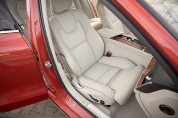 Volvo V60 II  Kombi 2.0 T5 250KM 2019 MEGA KOLOR __JASNE SKÓRY __SUPER PEDANTYCZNY STAN_, zdjęcie 24