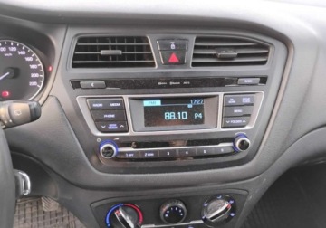 Hyundai i20 I Hatchback 5d Facelifting 1.2 DOHC 85KM 2015 Hyundai i20 2015r, 1.2 Benzyna LPG. Lekko uszkodzony przod. Jezdzi. 1.2, zdjęcie 12