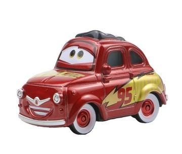 DISNEY CARS 2 AUTA 2 LUIGI RUSTEZE FIAT 500