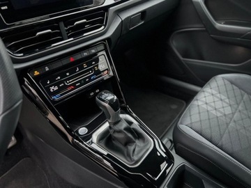Volkswagen T-Roc I SUV Facelifting 1.5 TSI ACT 150KM 2024 Volkswagen T-Roc Salon PL Konfiguracja na 193tys zl Matrix Black Style, zdjęcie 12