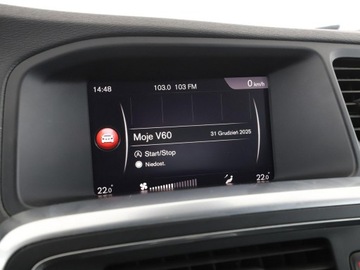 Volvo V60 I Kombi Facelifting 2.0 D2 DRIVE-E 120KM 2017 Volvo V60 skóra klima auto navi czujniki, zdjęcie 25