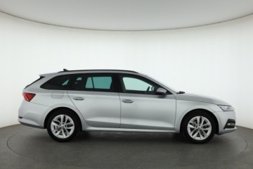 Skoda Octavia IV Kombi 1.0 TSI 110KM 2022 Skoda Octavia 1.0 TSI, Salon Polska, Klima, zdjęcie 5