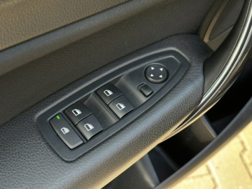 BMW Seria 1 F20-F21 Hatchback 5d 118d 143KM 2014 BMW 118 * 2.0 Diesel 143KM * Sportline, zdjęcie 24