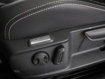 Volkswagen Passat B8 Variant Facelifting 2.0 TDI SCR 150KM 2020 Volkswagen Passat automat virtual cocpit full LED, zdjęcie 36