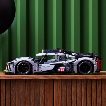 LEGO TECHNIC 42156 PEUGEOT 9X8 24H Le Mans Hybrid (гибрид)