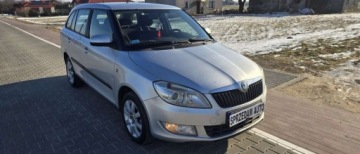 Skoda Fabia II Kombi Facelifting 1.6 TDI CR DPF 90KM 2012 Skoda Fabia Skoda Fabia 1.6TDI 2012r, klima 1.6 Diesel 90KM