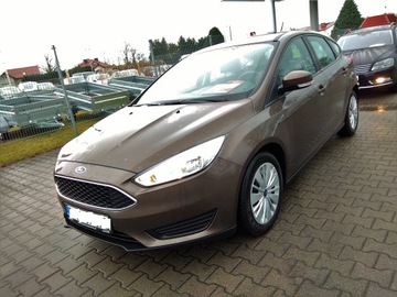 Ford Focus III Hatchback 5d facelifting 1.6 Ti-VCT 105KM 2017 Ford Focus III 1,6i16V LPG