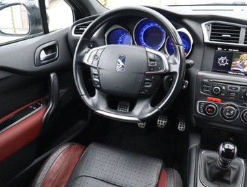 DS 4 I Hatchback (Citroen) 1.6 THP 200KM 2011 Citroen DS4 1.6 THP, Navi, Xenon, Klima, zdjęcie 6