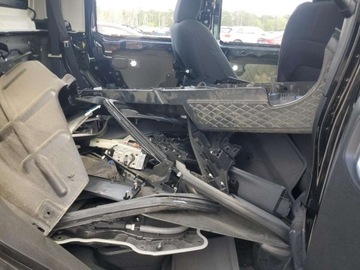 Jeep Gladiator 2022 Jeep Gladiator Sport 2022 3.6l 3.6 Benzyna 285KM, zdjęcie 10