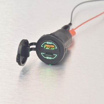 ЗАРЯДНОЕ УСТРОЙСТВО USB C+A QC 4.0 PD 60 Вт + 30 Вт ЗЕЛЕНОЕ СУПЕР БЫСТРАЯ ЗАРЯДКА