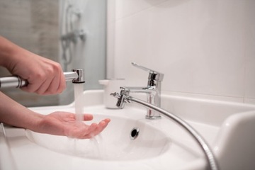 БОЛЕЕ ТОЛСТЫЙ АЭРЛЯТОР С ВЫХОДНЫМ КЛАПАНОМ 1/2