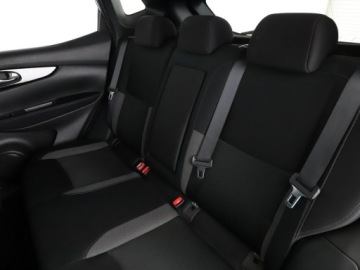 Nissan Qashqai II Crossover Facelifting 1.3 DIG-T  160KM 2019 Nissan Qashqai automat full LED navi klima auto, zdjęcie 16