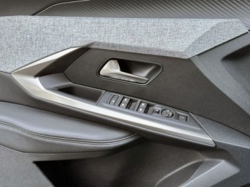 Peugeot 5008 III 2026 Od ręki - Business 1.2 PureTech e-DCS6 mHEV 145KM / relingi dachowe, zdjęcie 5