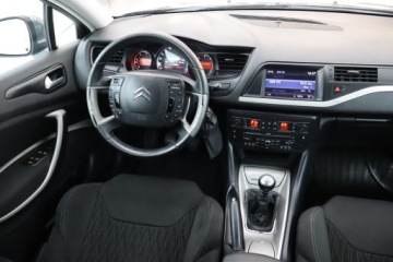 Citroen C5 III Tourer 2.0 HDi FAP 140KM 2012 Citroen C5 2.0 HDi, Navi, Klima, Klimatronic, zdjęcie 6
