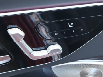 Mercedes CLE Coupe AMG 3.0 53  449KM 2026 MERCEDES-BENZ CLE AMG 53 4-Matic+ Coupe 3.0 (449KM) 2026, zdjęcie 10