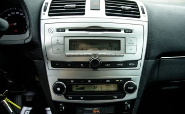 Toyota Avensis III Wagon Facelifting 1.8 Valvematic 147KM 2014 Toyota Avensis 1.8 benzyna 147KM LIFT po serwisie bezwypadkowy 1.8 Benzyna, zdjęcie 24