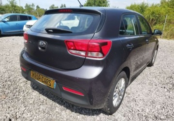 Kia Rio IV Hatchback 5d 1.2 DOHC 84KM 2019 Kia Rio Kia Rio IV 1.25 klima stan bdb gwarancja przebiegu 1.2 Benzyna 85KM, zdjęcie 2
