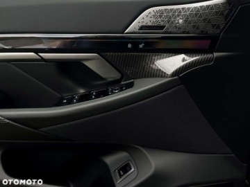 BMW Seria 5 G90-91 Touring 2.0 520d 197KM 2025 BMW Seria 5 BMW Seria 5 2.0 Diesel 197KM, zdjęcie 11