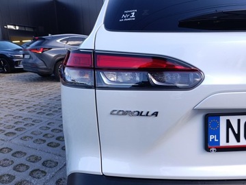 Toyota Corolla Cross 2.0 Hybrid Dynamic Force 197KM 2025 Toyota Corolla Cross 2.0 Hybrid Executive Toyota C, zdjęcie 13