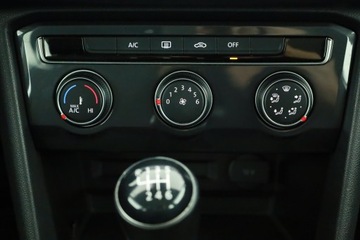 Volkswagen Tiguan II SUV 1.5 TSI EVO 150KM 2019 VW Tiguan 1.5 TSI, Salon Polska, 1. Właściciel, zdjęcie 9