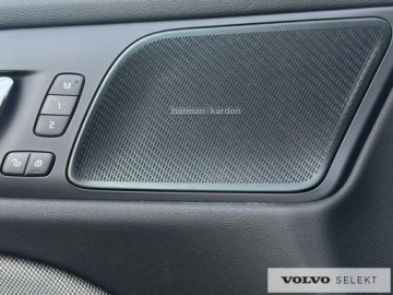 Volvo S60 III Sedan 2.0 T4 190KM 2020 Volvo S60 FV23% SalonPL T4 RDesign High Beam BLIS, zdjęcie 30