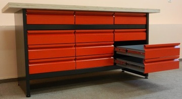 Шкаф-органайзер для производителя инструментов на верстаке