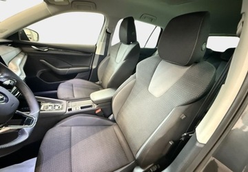 Skoda Octavia IV Liftback 1.5 TSI EVO 150KM 2023 Skoda Octavia 1.5TSI Ambition DSG E-tec 150KM 2024rok PL Salon FV23 1.5, zdjęcie 19