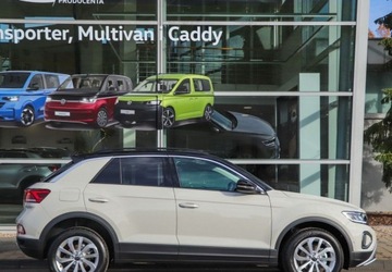 Volkswagen T-Roc I 2025 Volkswagen T-Roc LED, pakiet zimowy, dostepny od reki Benzyna 116KM, zdjęcie 4