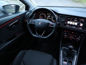 Seat Leon III Hatchback Facelifting 1.4 TSI 125KM 2018 Seat Leon 1.4 TSI, Salon Polska, Navi, Klima, zdjęcie 6