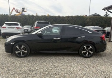 Honda Civic X Sedan 4d 1.5 VTEC Turbo 182KM 2017 Honda Civic Polski salon, I wlasciciel 1.5 Benzyna 182KM, zdjęcie 2