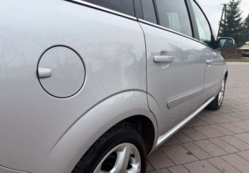 Opel Zafira B 1.8 ECOTEC 140KM 2008 Opel Zafira Opel Zafira 1.8 Family 1.8 Benzyna 140KM, zdjęcie 17