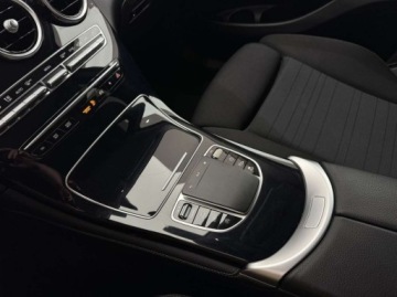 Mercedes GLC C253 SUV Facelifting 2.0 200d 163KM 2020 Mercedes-Benz GLC 200d 4 Matic Kamera cofania Nawigacja LED Salon Pols, zdjęcie 23
