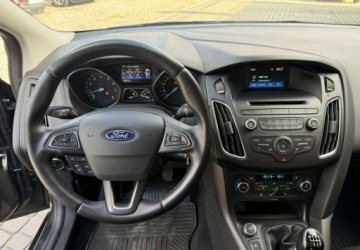 Ford Focus III Sedan Facelifting 1.5 EcoBoost 150KM 2015 Ford Focus 1,5 150KM Rej.012016 Klimatronik 1.5 Benzyna 150KM, zdjęcie 14